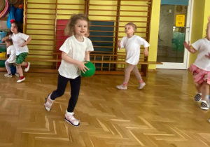 Zdjęcie 21 na 29