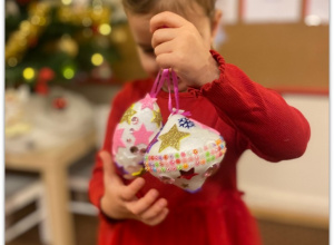 Z pomysłów Mamy, Taty i Dziecka - "Ozdoba choinkowa”