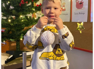 Z pomysłów Mamy, Taty i Dziecka - "Ozdoba choinkowa”